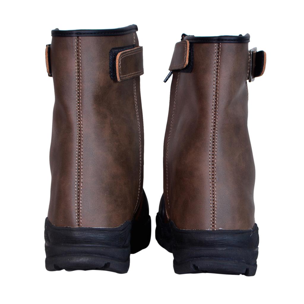 motorbike boots rear pose