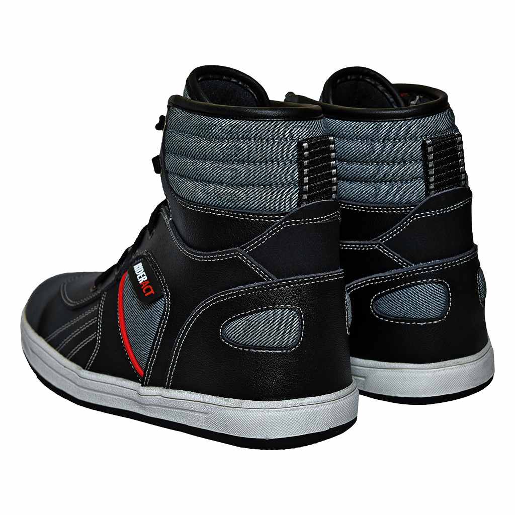 black Sneakers for men