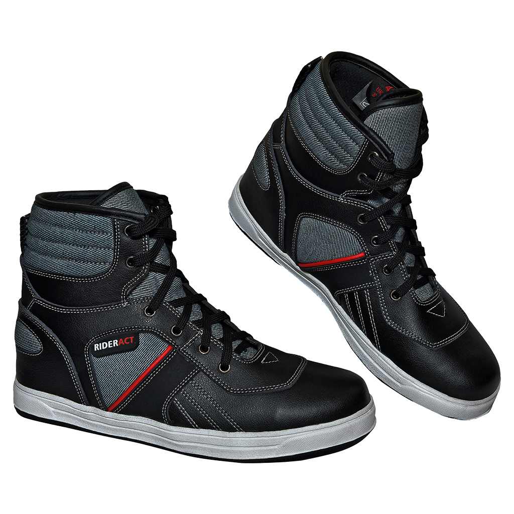 black Sneakers for men